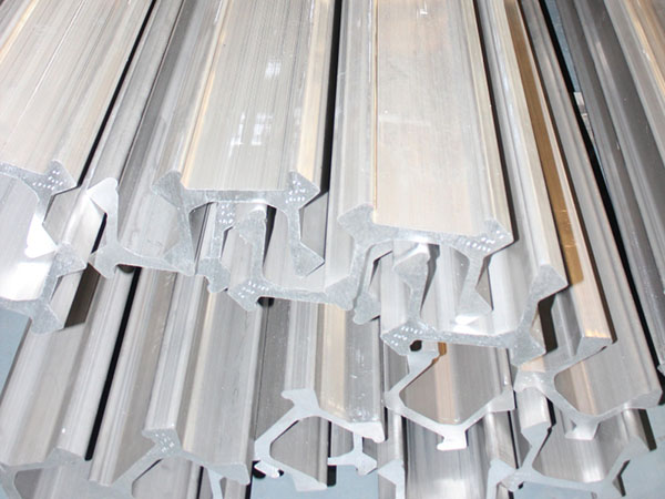 6063鋁型材批發(fā) 零售